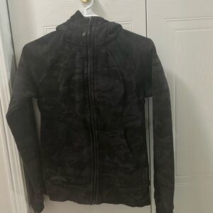 Lululemon size 4 Camo Scuba Hoodie